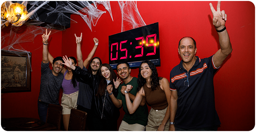 Adultos — festa no Escape 60’