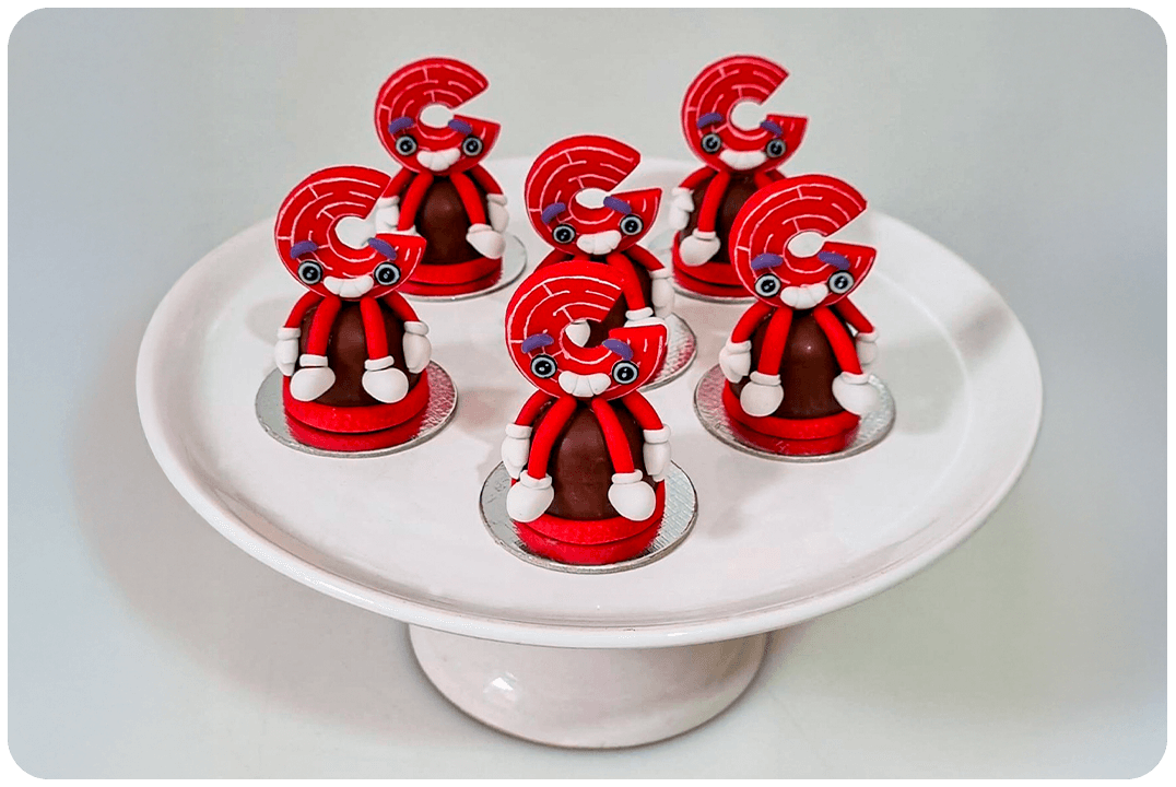 Doces personalizados — festa no Escape60 Vila Olímpia